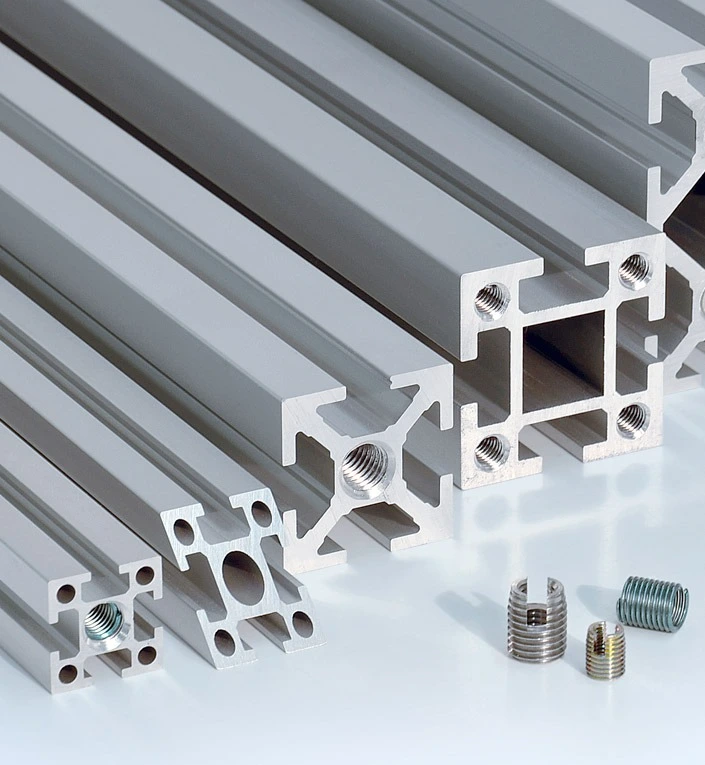 profilé T-slot aluminium sur mesure